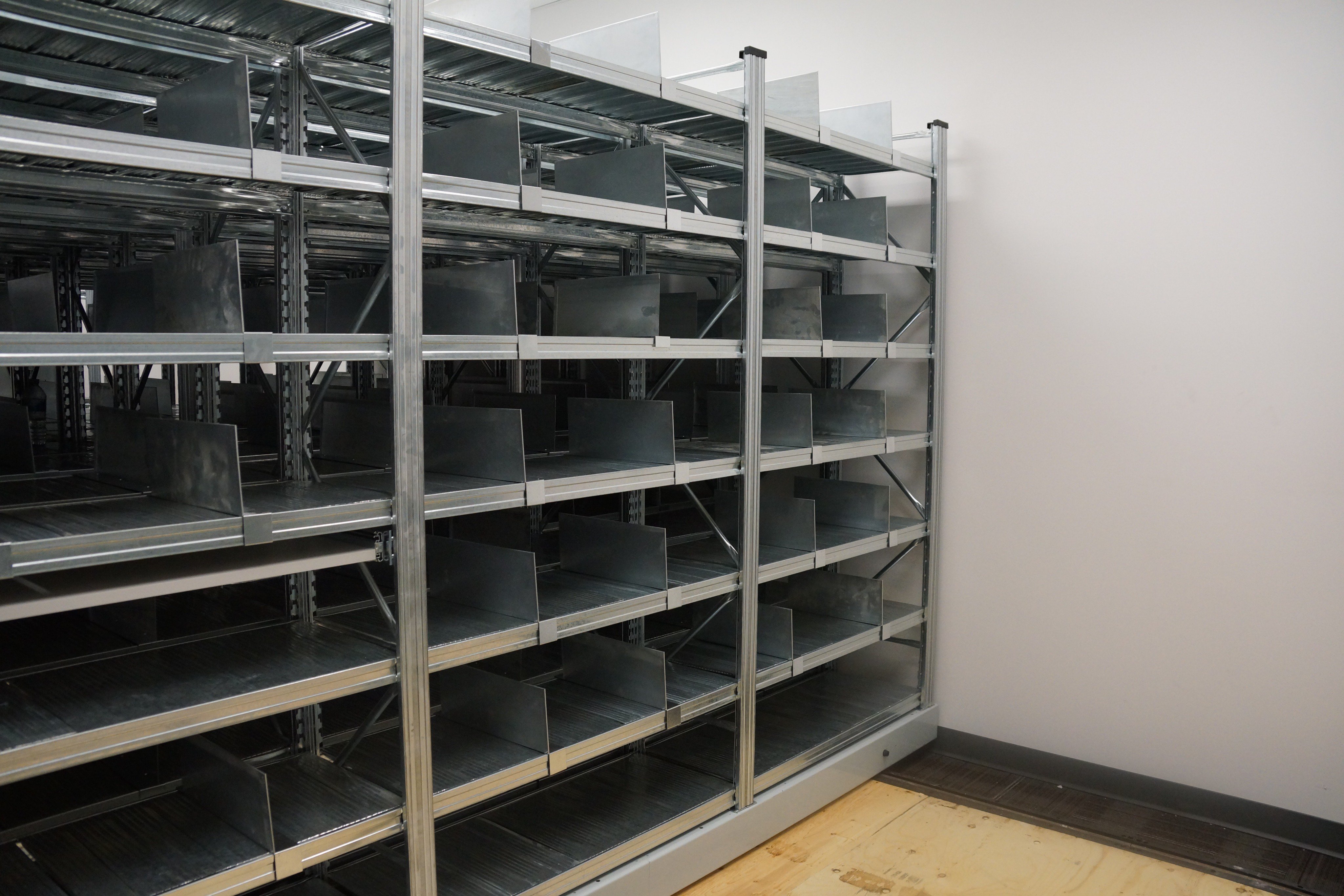 r3000 shelving