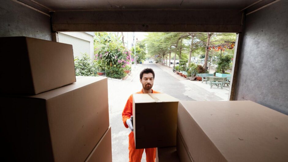 apartment moving services
